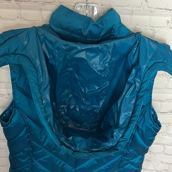 Tek Gear Hooded Puffer Vest - Picture 9 of 12